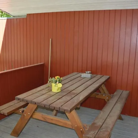 Three-bedroom Holiday In Hadsund