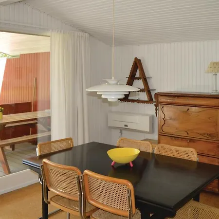 Three-bedroom Holiday In Hadsund